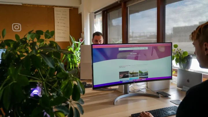Obrázek ilustrující CRM pro startup a jeho přínosy