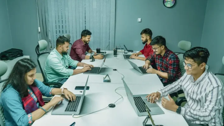 Firemní strategie a její zavedení pomocí CRM systému