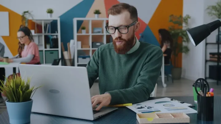 Caflou vs Money S3 - porovnání CRM systémů