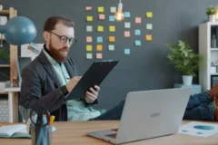 Ilustrace CRM pro e-shop s moderním designem
